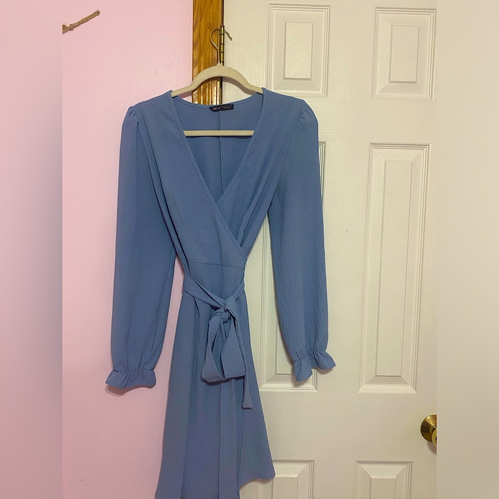 Blue Hour-glass body dress.